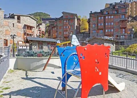 Cálido Estudio Con Preciosas Vistas A La Montaña Apartamento Soldeu